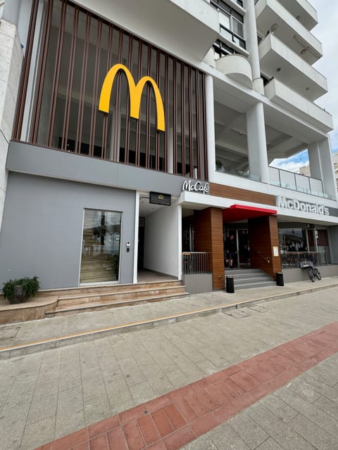 McDonald's Finikoudes