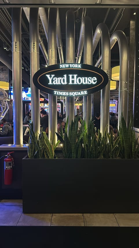 Yard House