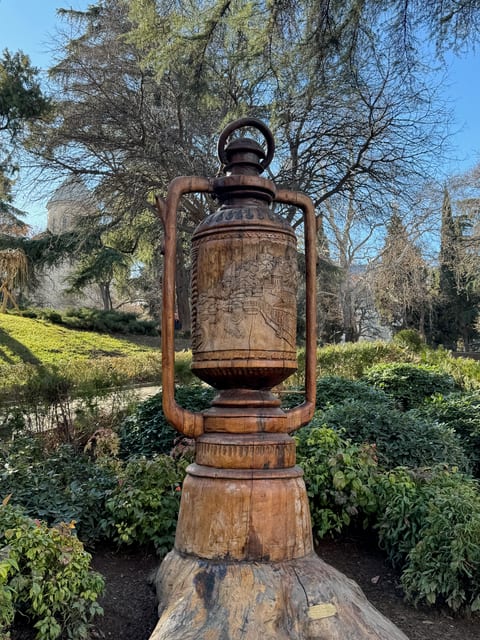 9 April Park